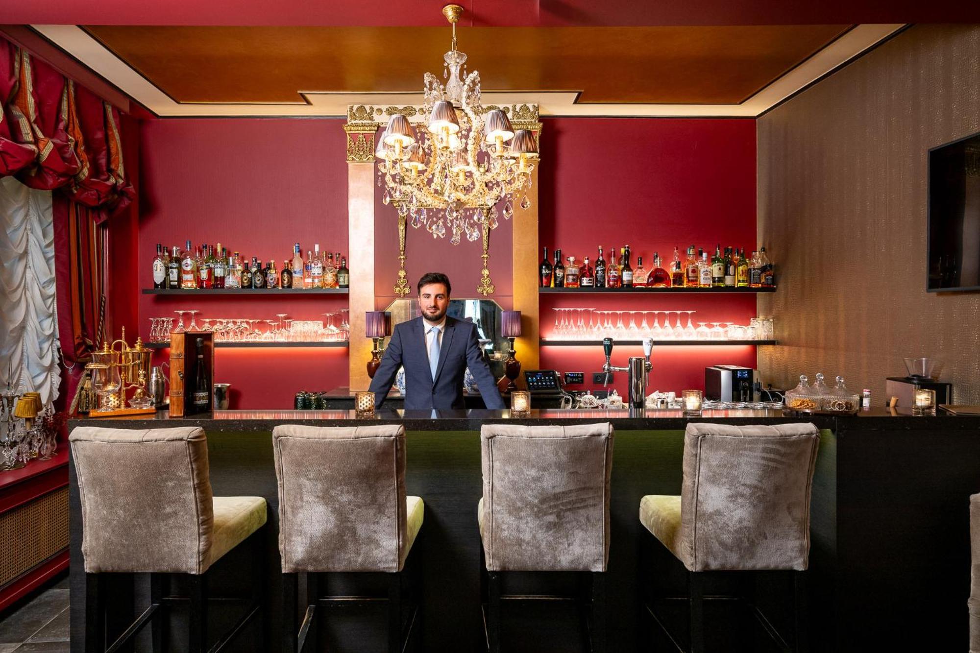 Luxury Boutique De Castillion