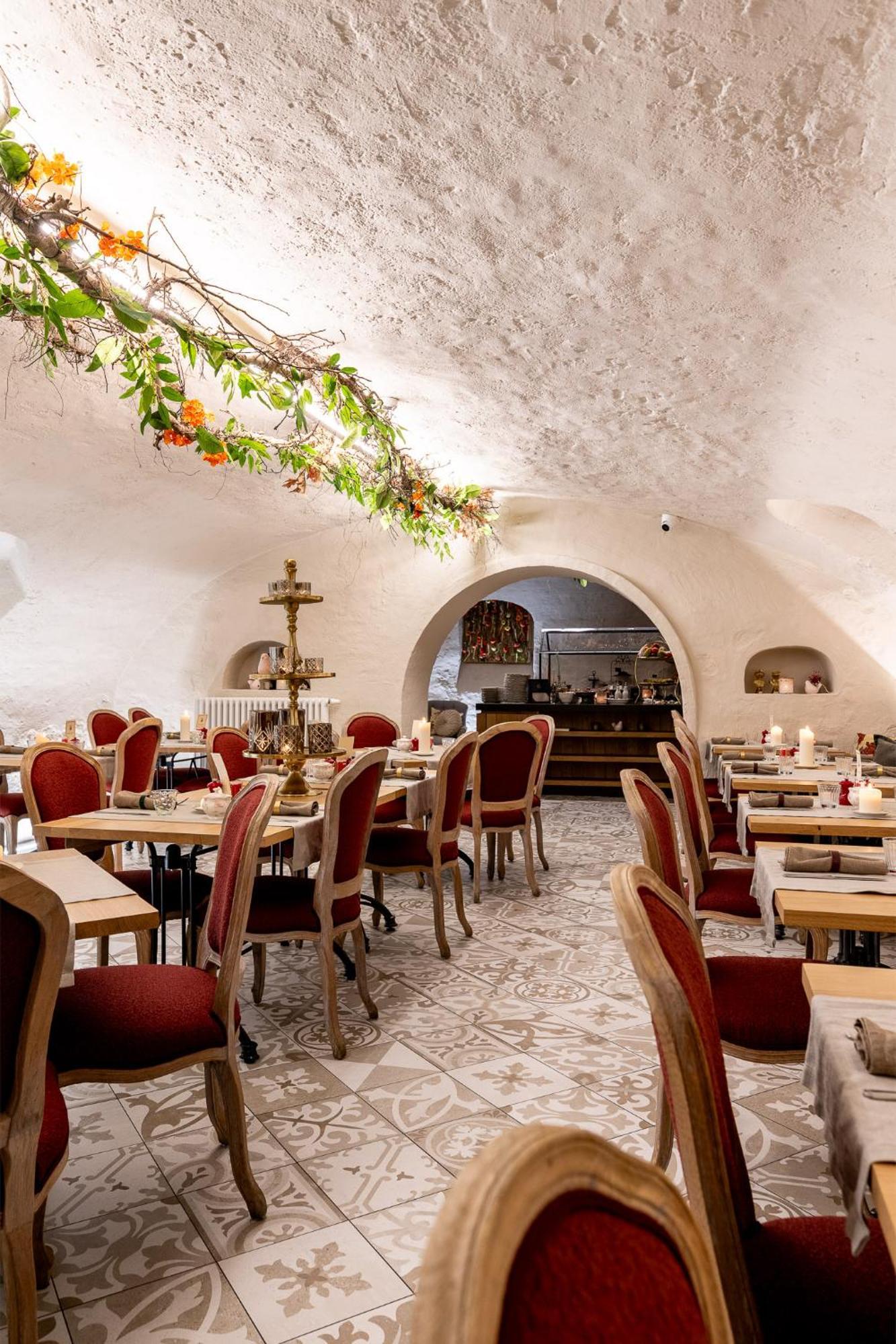 Luxury Boutique De Castillion 4*